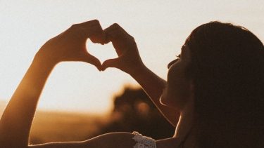 Horóscopo Chino: Descubrí qué 3 signos brillarán en el amor en agosto 2025