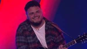 Doble eliminación en La Voz Argentina: Luck Ra dejó afuera a Brandon Rivero, el participante de Viedma