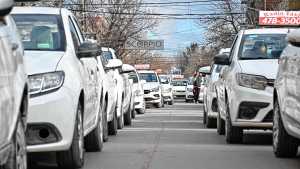 Cipolletti debate el futuro del transporte: Buteler presentó un proyecto para regular Uber