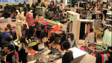 Turismo de compras: cómo funciona la billetera que permite pagar en Chile sin efectivo ni percepciones