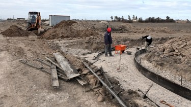 Sólo una oferta recibió Unter para obras de infraestructura en los loteos de  Viedma y Roca