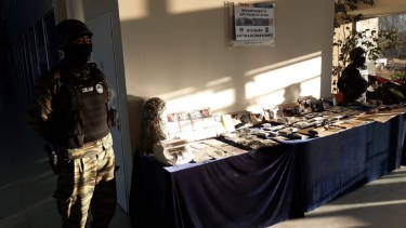 Duro golpe al microtráfico de droga en Neuquén: secuestran más de 6 kilos de cocaína, armamento y vehículos