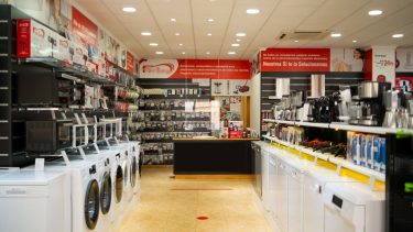 Comprar heladeras, lavarropas y otros electrodomésticos en Chile: ¿cuál es la diferencia de precios con Argentina?