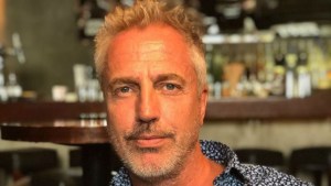 Marley sufrió un accidente en Tailandia mientras grababa con Karina Jelinek