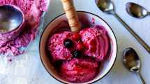 Imagen de Cómo hacer helado de frutos rojos, sin azúcar, fácil, rápido ¡y riquísimo!