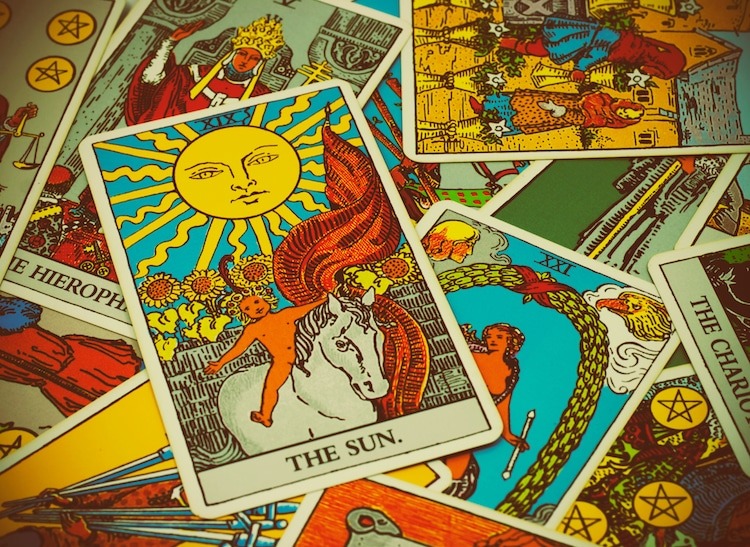 Tres predicciones del Tarot para el amor, la salud y el trabajo del 14 ...