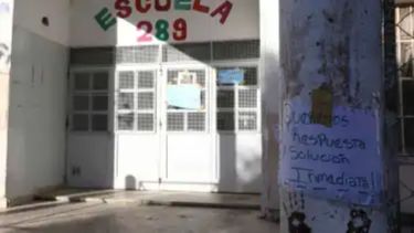 Evacuaron una escuela primaria de Roca por una amenaza de bomba este miércoles: qué se sabe