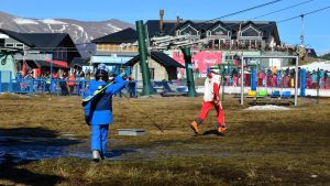 Por la falta de nieve, empresarios advierten sobre un «combo explosivo» en la cordillera de Neuquén