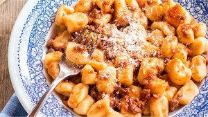 Recetas saludables de ñoquis para este 29: calabaza y espinaca