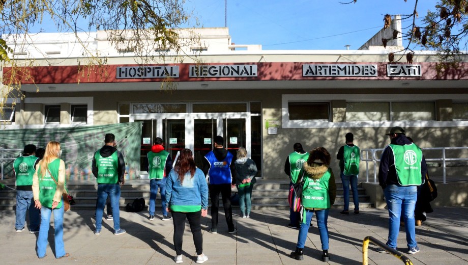 El gremio estatal dice que “prefiere estigmatizar a los trabajadores y no resolver las demandas que mejorarían el servicio”. Foto: Marcelo Ochoa/Archivo