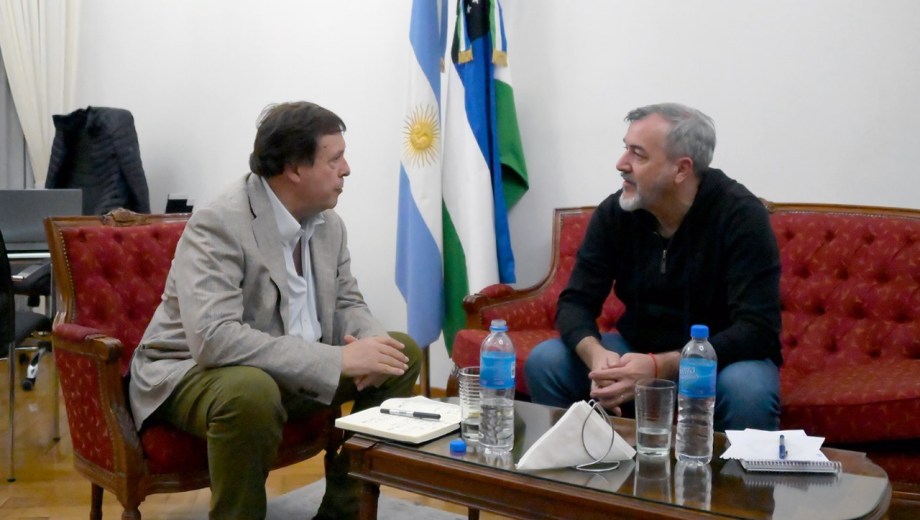 Otra pre-paritaria de Weretilneck y Aguiar que concluyó con un llamado al Consejo de la Función Pública. Foto Gentileza.