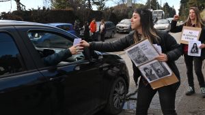 Trabajadores del INTA y del Conicet en Bariloche salieron a las calles a repudiar el ajuste