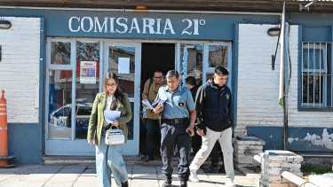 Dos policías de Roca detenidos por un violento robo en Cipolletti: uno trabaja dentro del edificio del Poder Judicial