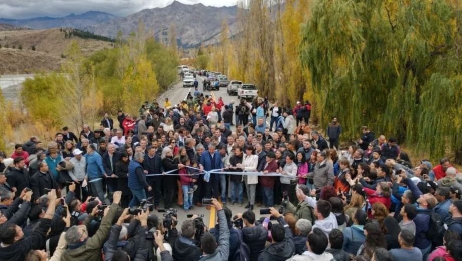 Las rutas con obras de asfalto. Foto: gentileza Neuquén Informa. 