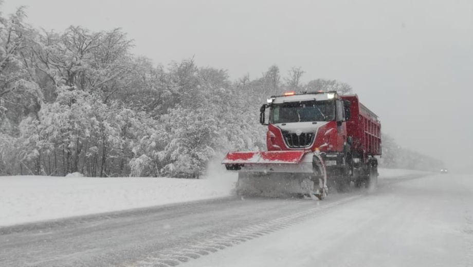 Cerraron por nieve pasos a Chile, en Neuquén. Foto: Gentileza Vialidad Nacional. 