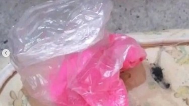Allanaron una casa en Allen y encontraron una sustancia rosa que podría ser droga Tusi