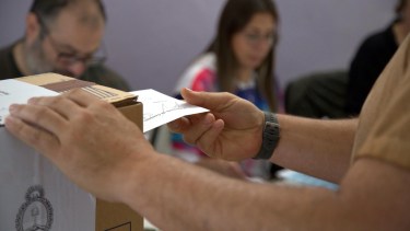 Elecciones en Río Negro: siete inscripciones se esperan, y La Libertad Avanza confirmó como candidatos a Villaverde y Tortoriello