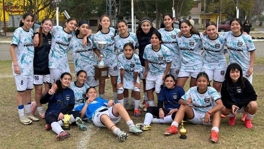 La Sub 15 femenina de Neuquén logró el campeonato nacional. (Foto: Prensa Lifune)