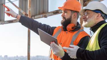 Enseñar desde la experiencia: un centro de formación en Vaca Muerta busca petroleros jubilados
