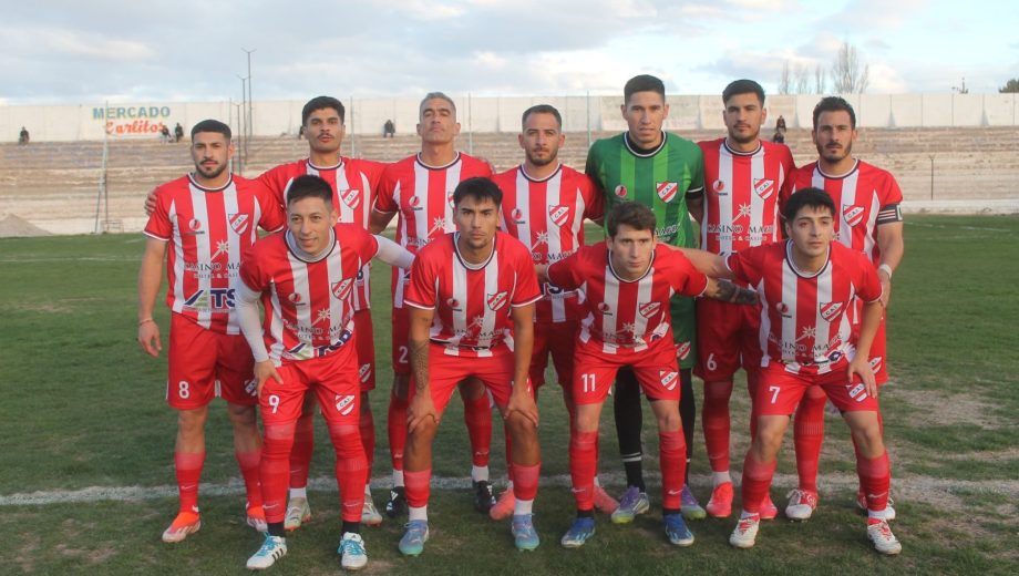 Independiente de Neuquén goleó 4 a 0 a Centenario. (Foto: Gentileza Enrique Escobar)