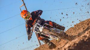 El Coliseo de La Barda de Neuquén recibe una nueva fecha del Motocross