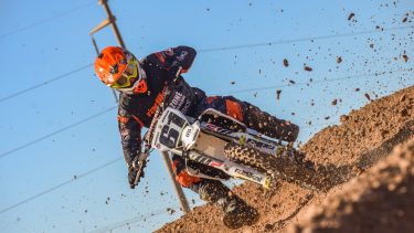 El Coliseo de La Barda de Neuquén recibe una nueva fecha del Motocross