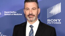 Imagen de Jimmy Kimmel regresó a su programa con un emotivo pedido de disculpas y duras críticas a Donald Trump