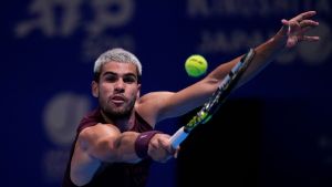 Alcaraz ganó en Tokio, llegó a los 24 títulos y multiplica sus ganancias: cuántos millones ganó en 2025