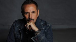 Alejandro Lerner, el hombre que solo quería ser un pianista y terminó escribiendo las canciones de nuestras vidas