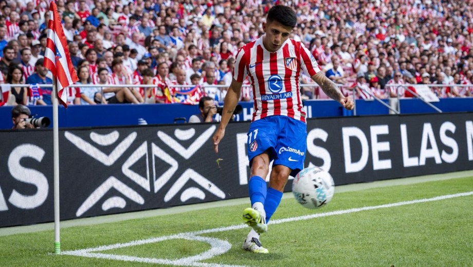 Thiago Almada no fue de la partido ante Ecuador y se perderá varios partidos en el Atlético.