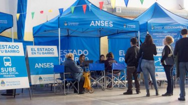 El Estado Presente o la desintegración de la sociedad