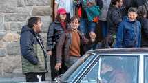 Imagen de Imágenes exclusivas: el rodaje de Netflix en Bariloche, con Rodrigo de la Serna como protagonista