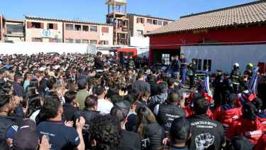 Bomberos voluntarios de Cinco Saltos recibieron una donación por más de $200 millones del sindicato de Petroleros
