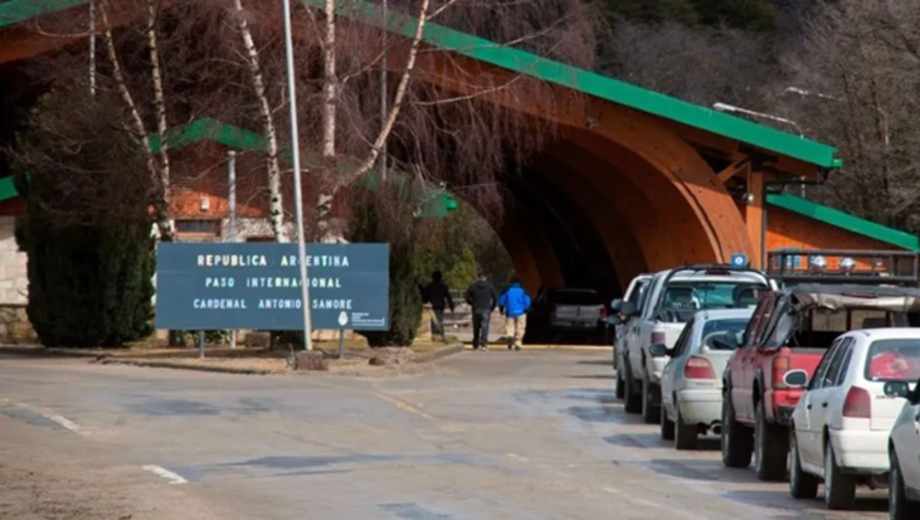 Paso internacional Cardenal Samoré.-