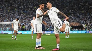 El elogio de Cuti Romero a Paredes que sorprendió a los hinchas de Boca: «Lo que jugás»