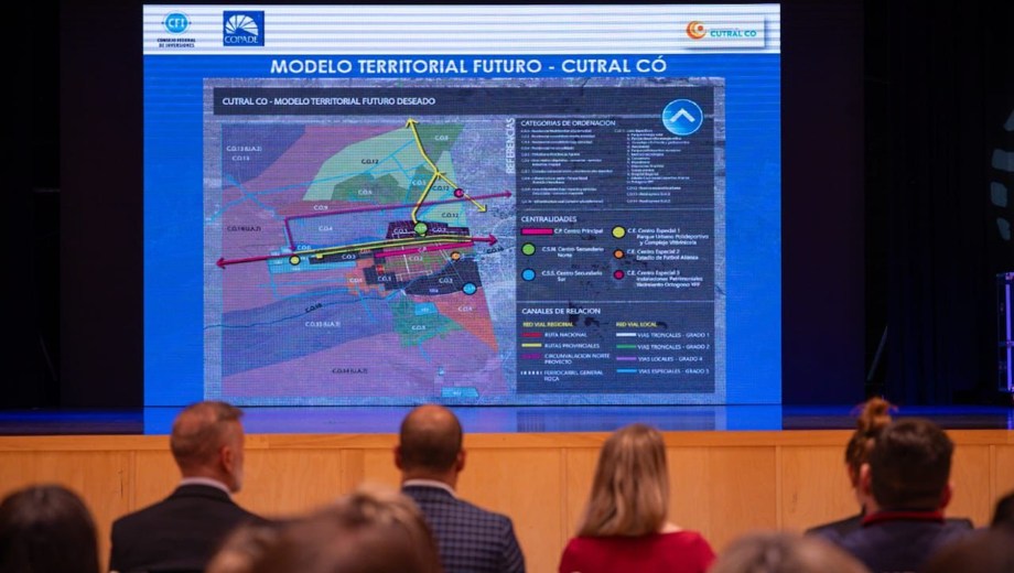 El avance de la planificación se presentó en Cutral Co (Foto: gentileza)