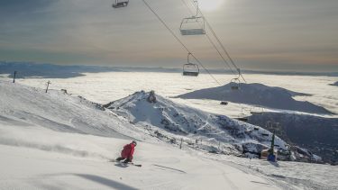 Finalizó la temporada en el Cerro Catedral: la fabricación de nieve permitió 90 días de pista