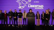 Imagen de Javier Milei reconoció la derrota en Buenos Aires y prometió «corregir errores», aunque ratificó el rumbo del Gobierno