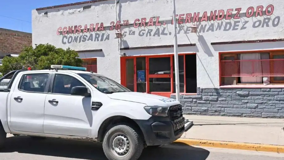 Un allanamiento en Fernández Oro por abuso de armas terminó con el secuestro de droga y un celular que será peritado.
