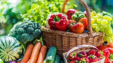 Cuántas frutas y verduras hay que comer por día para mejorar la salud, según los especialistas