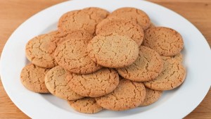 Sin arroz ni membrillo: cómo hacer galletitas saludables de miel para la merienda