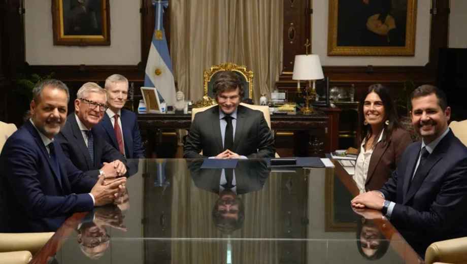 La reunión se dio tras la derrota bonaerense de La Libertad Avanza.