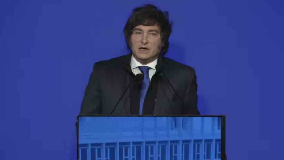 “No aflojemos, sigamos adelante”, pidió Milei a los empresarios. Foto: captura.