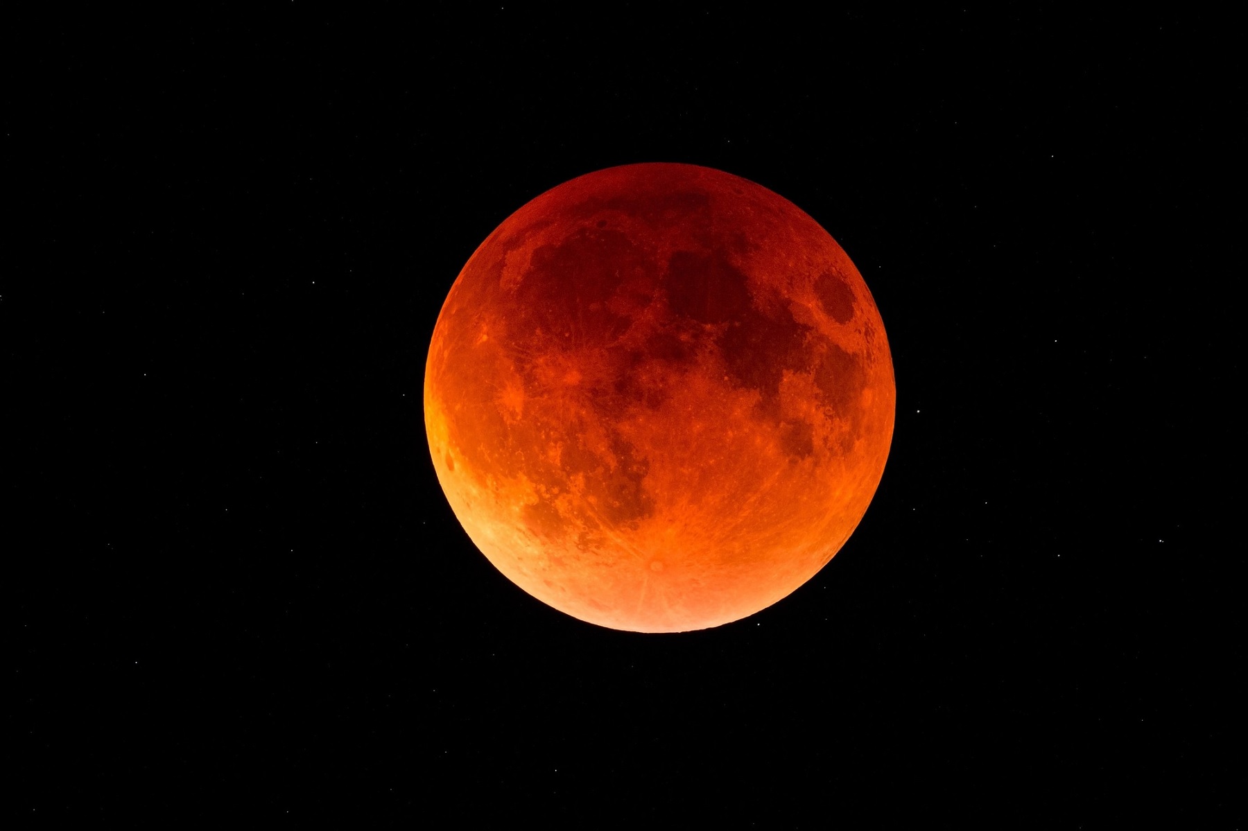 Luna de Sangre 2025: cuándo es y a qué hora será el eclipse lunar total ...