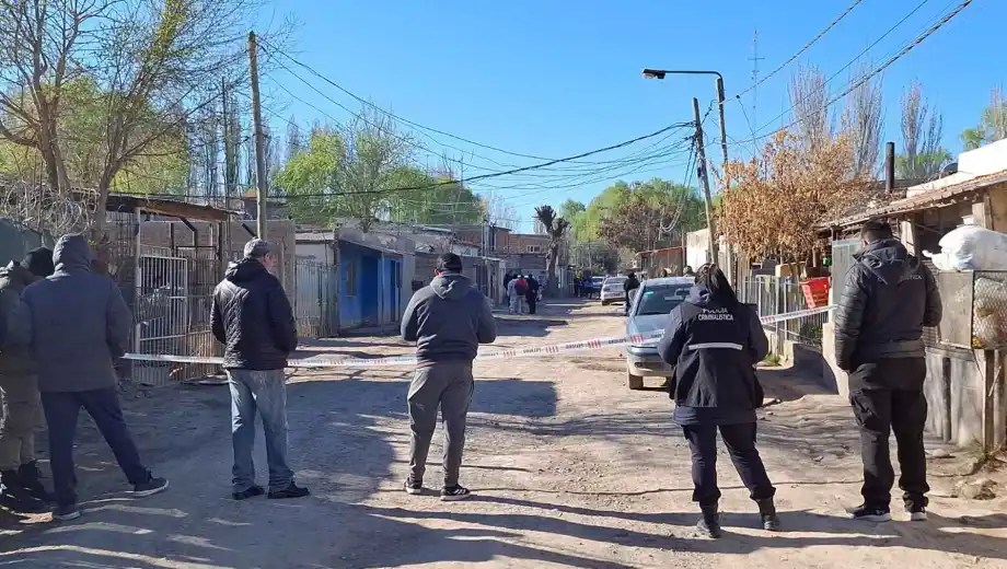 El homicidio ocurrió la madrugada del sábado en el barrio Costa Sur de Cipolletti. (foto de gentileza)