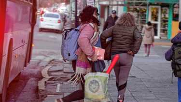 Viento, lluvia y nieve: el aire polar golpea Neuquén y Río Negro con mañanas frías y noches heladas