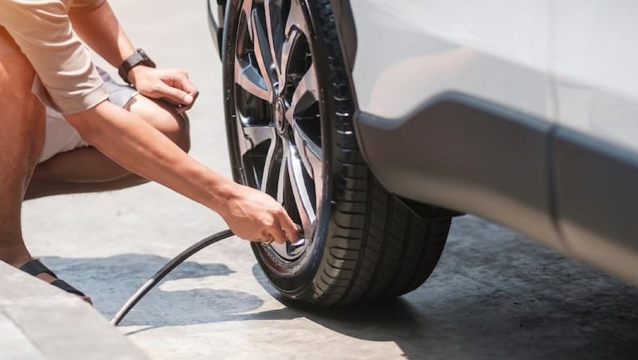 La presión en los neumáticos de los vehículos. 