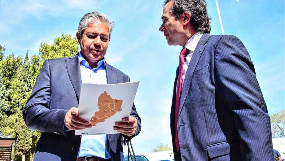 Rolando Figueroa  junto al fiscal General José Geréz en un acto este jueves Foto: Cecilia Maletti 