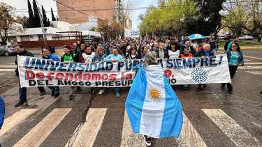 El Gobierno tilda de «política» la marcha universitaria y asegura que está construida sobre una «mentira emocional»