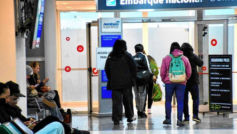 Egresados partirán desde Neuquén hacia Brasil. Foto: archivo Matías Subat. 